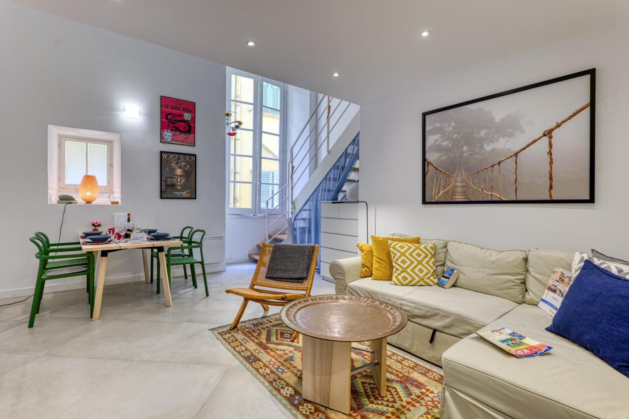 Two Levels In Historical Building - Happy Apartment *